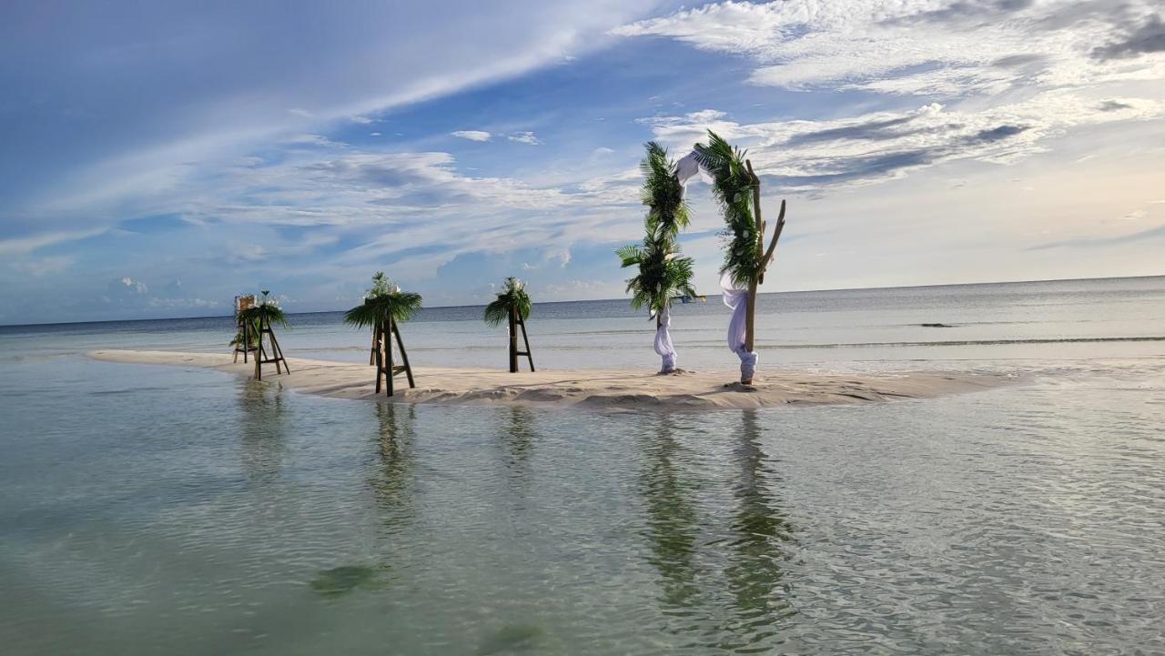 Apo Diver Beach Resort San Juan (Siquijor) Exterior foto