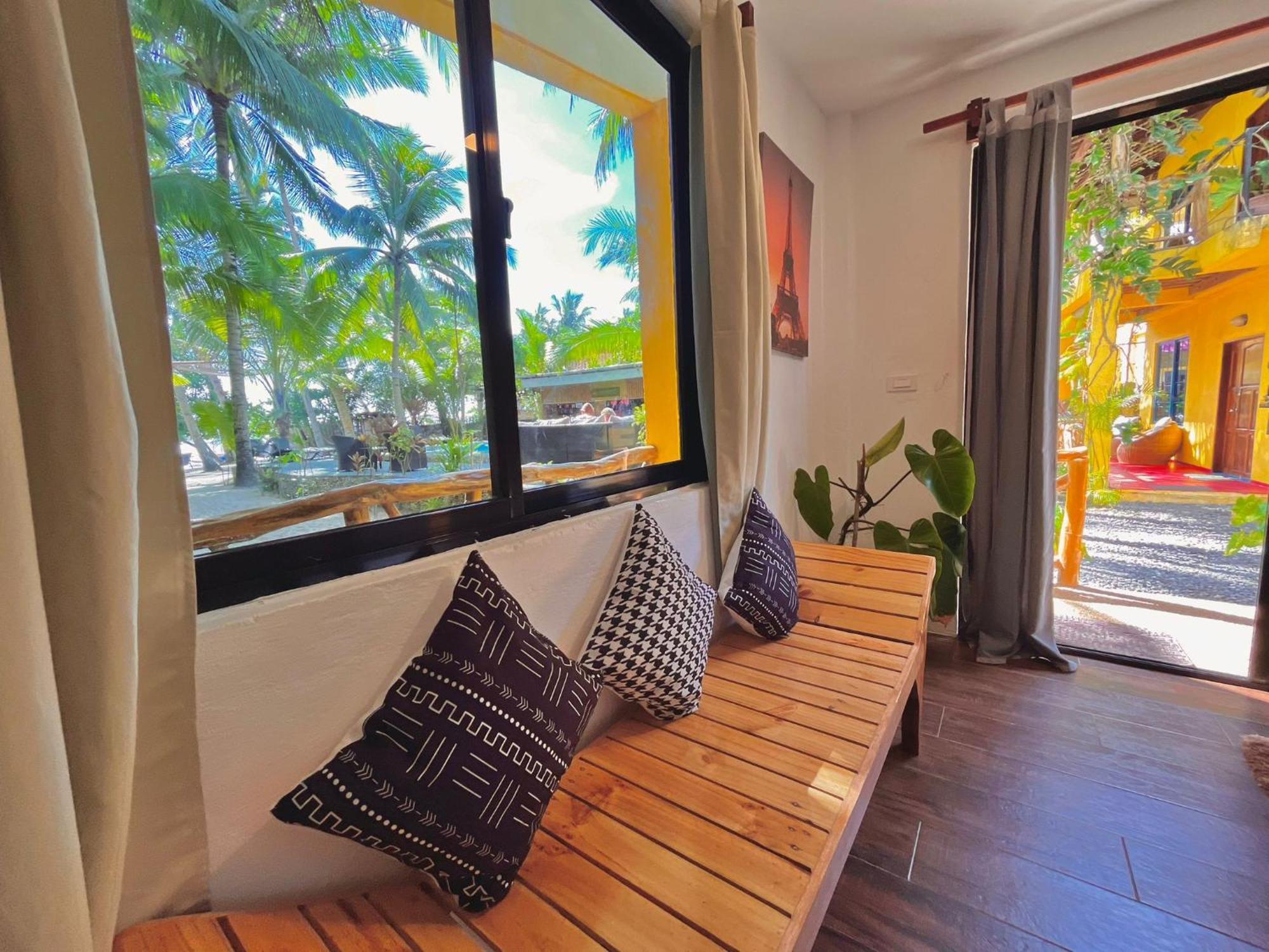 Apo Diver Beach Resort San Juan (Siquijor) Exterior foto